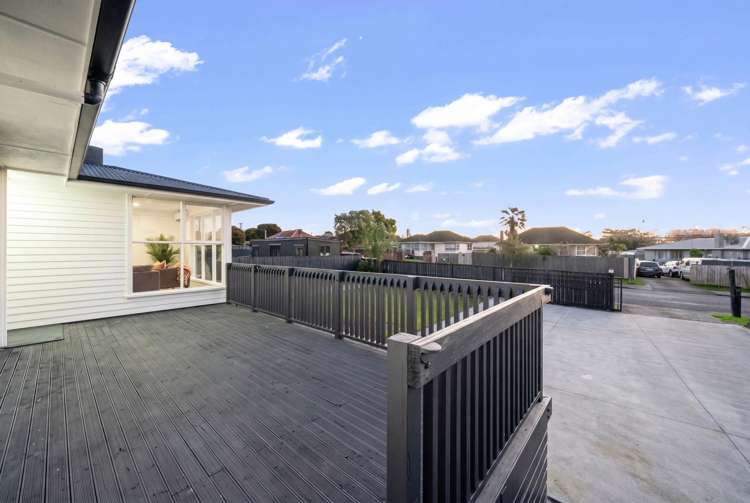 54 Cobham Crescent Otara_15
