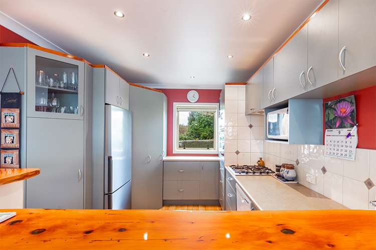 93 Athol Place Algies Bay_11