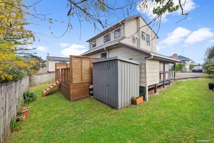 2/65 Lancaster Road Beach Haven_14