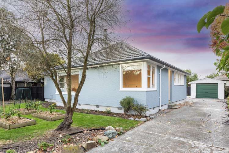 36 Eveleyn Couzins Avenue Richmond_24