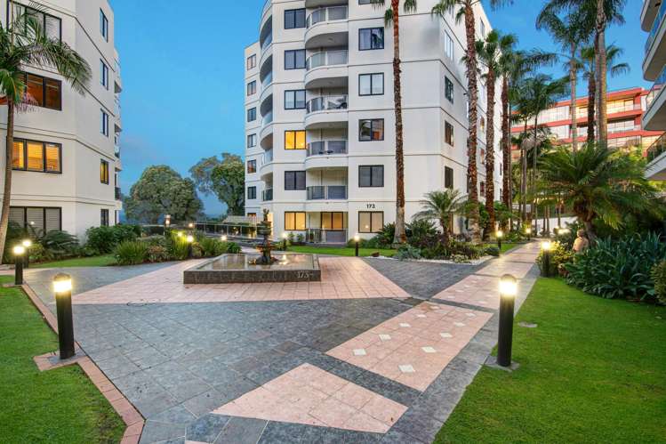 1E/175 Hurstmere Road Takapuna_21