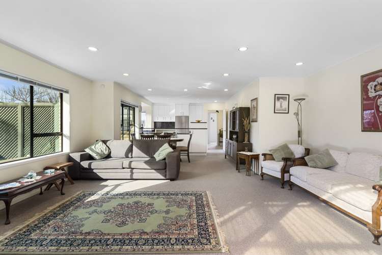 3b Ross Crescent Orewa_7