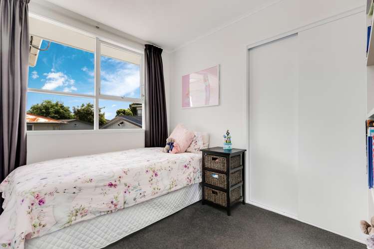 9 Laxon Avenue Otara_8