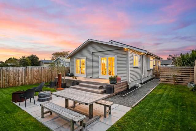 Character Charm, Modern Comfort!