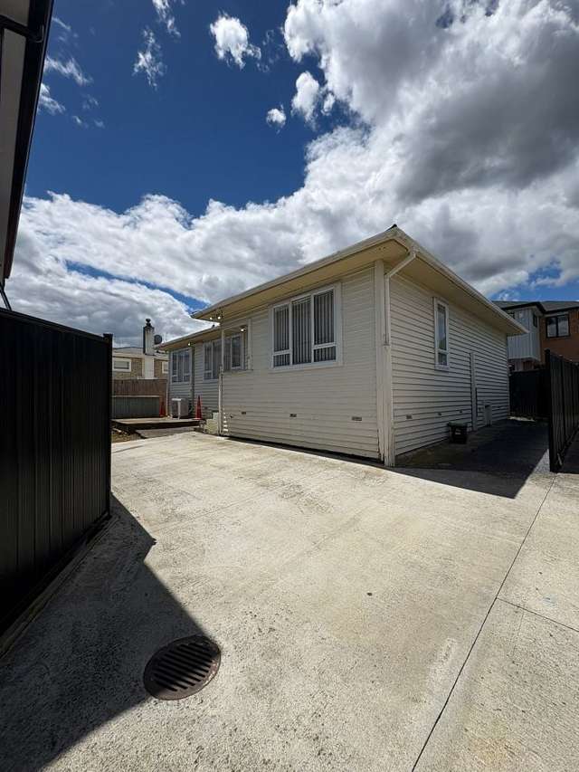 Charming 2BR Home in Manurewa