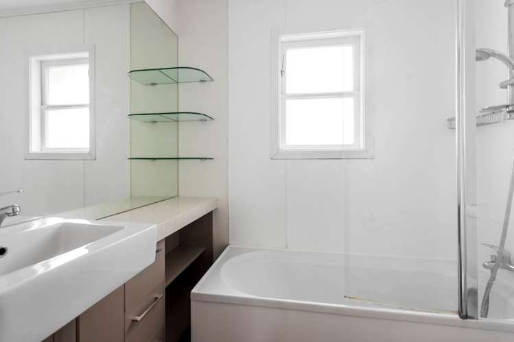 6 Rixon Place Te Atatu Peninsula_9