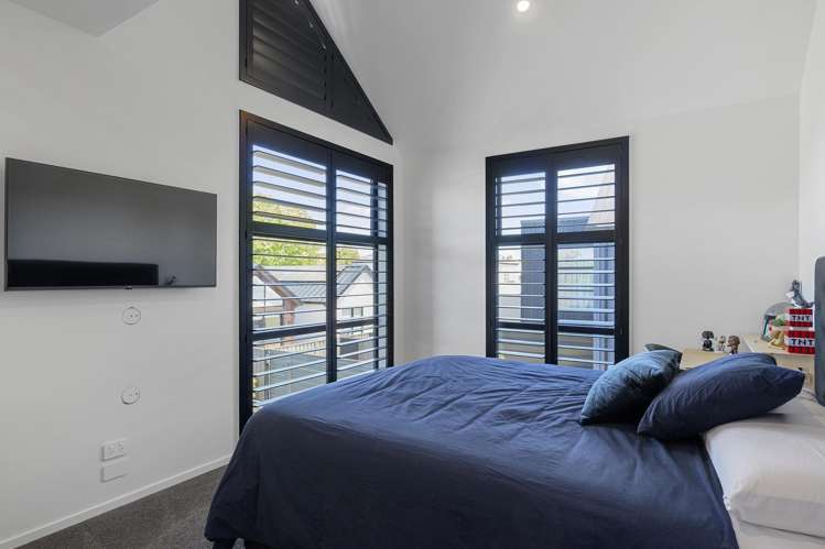 20a Wroxton Terrace Merivale - Christchurch City_21