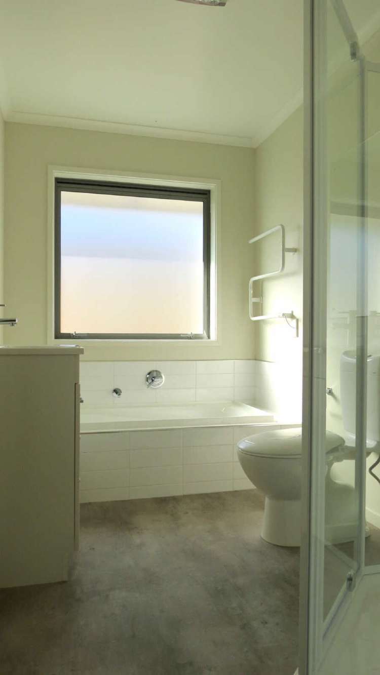 39 Farnborough Way Rolleston_9