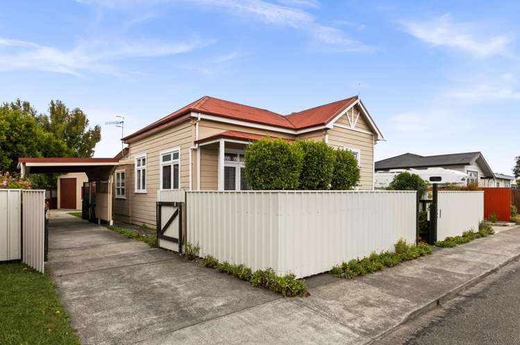 705 Oak Road Akina_18