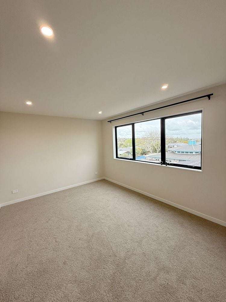 73 Hutchinsons Road Bucklands Beach_17