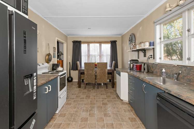 806 Huia Street Camberley_5