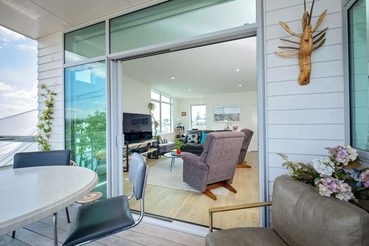 82b Meeanee Quay Westshore_9