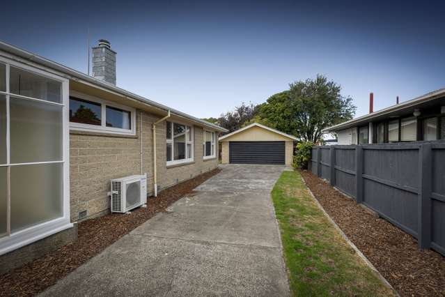 20 Kathleen Crescent Hornby_3