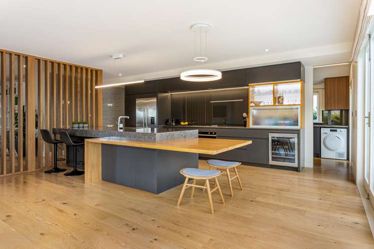 31 Seacliffe Avenue Belmont_24