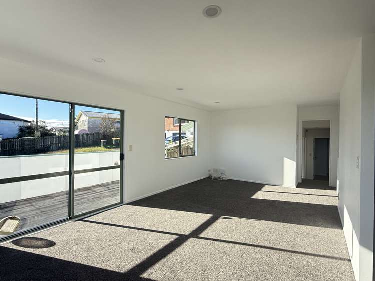 2/4 Stanley Rd Glenfield_6