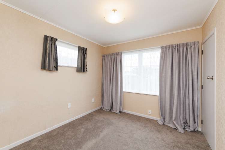 30 Churchill Avenue Feilding_18