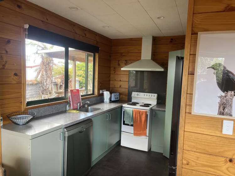 2/188 Taharepa Road Taupo_3