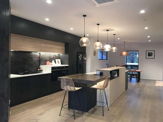 21 Lakewood Lane 11373_2