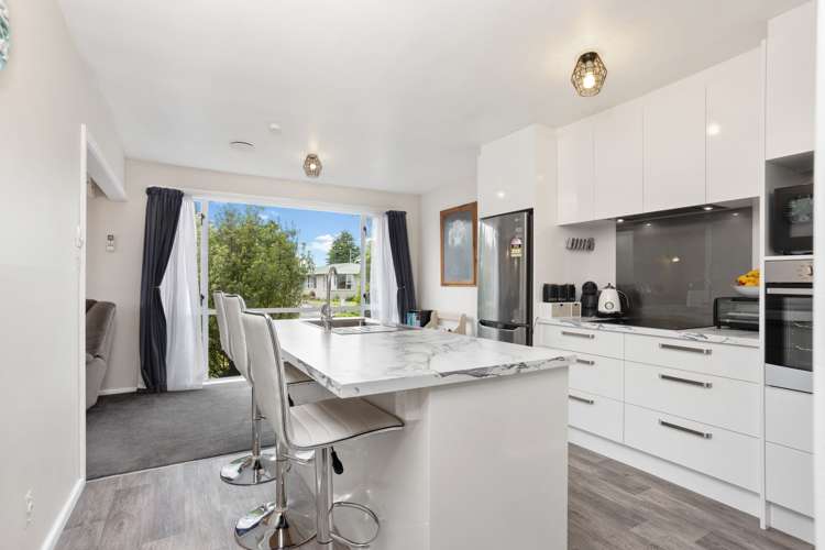 19 Kathleen Crescent Hornby_1