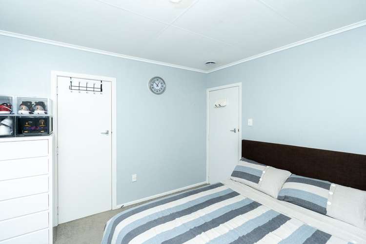 33 Garden Heights Avenue Glenview_13