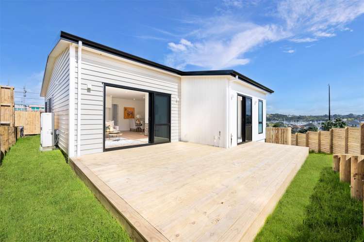 5 whakairo crescent Gulf Harbour_19