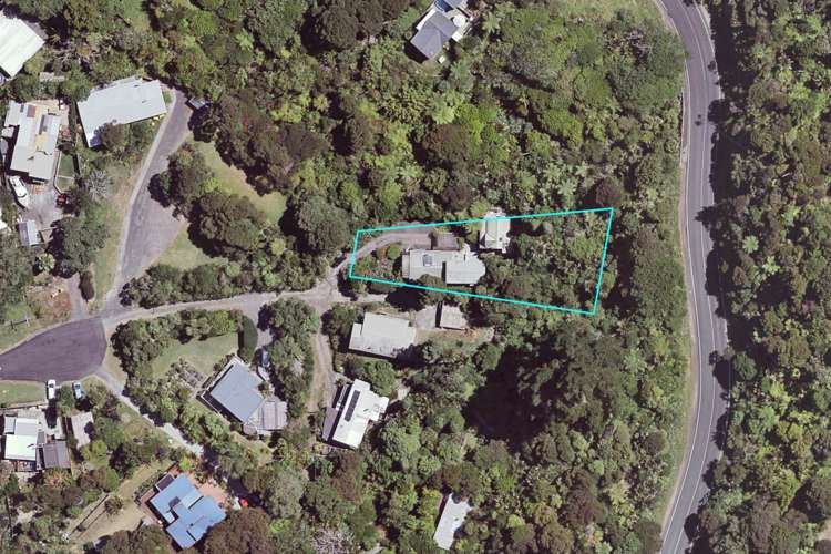 1097 Huia Road Huia_20