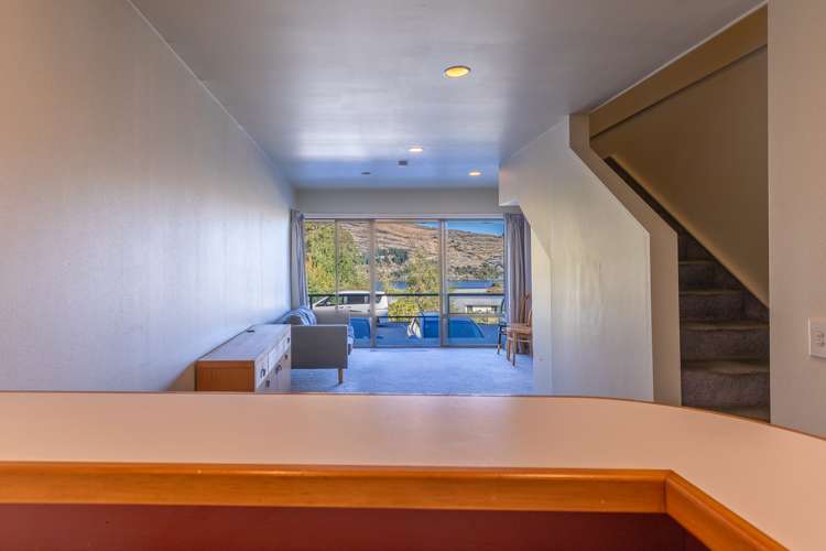 3/43 Goldridge Way Queenstown_8