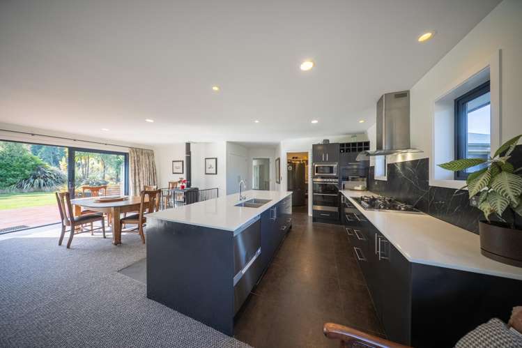 330 Sinclair Road Te Anau_14