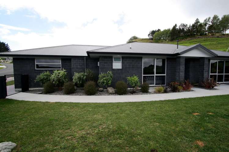 254 Ballintoy Park Drive Welcome Bay_2