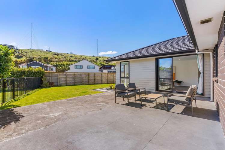 2 Waitai Lane Newlands_13