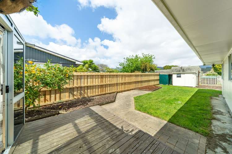 44 California Drive Totara Park_25