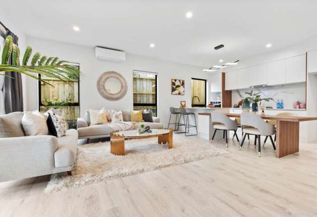 Modern Home in Windyridge Zone