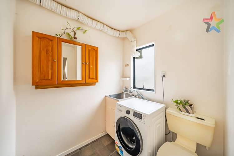 2/72 Waiwhetu Road Waiwhetu_12