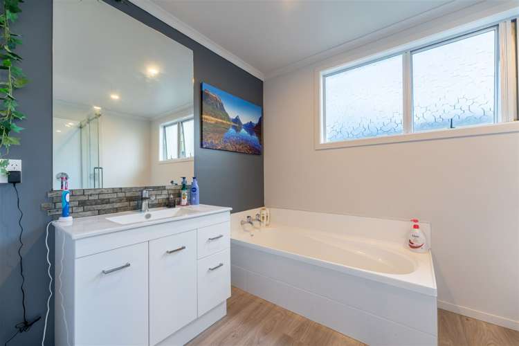 73 Main North Road Geraldine_9