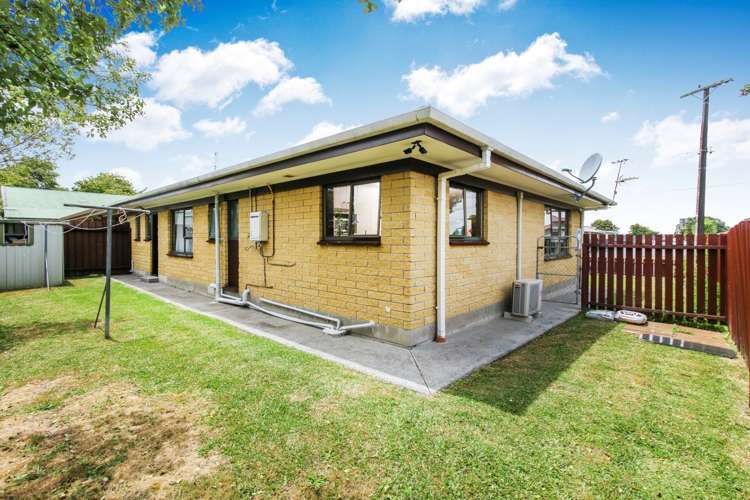 42 Wattle Street New Lynn_16