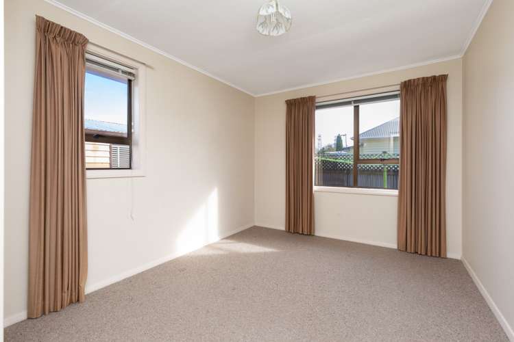 7 Kaplan Avenue Islington_8