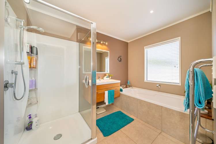 19 Swain Grove Riverstone Terraces_13