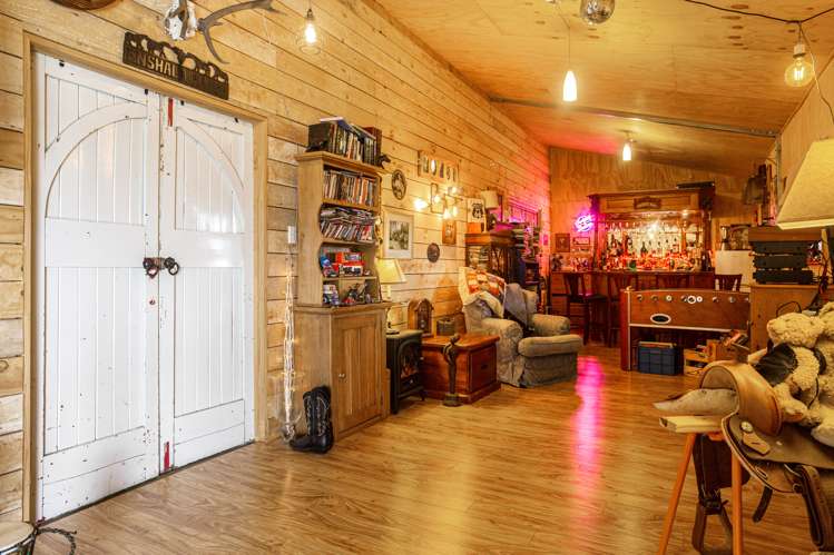 1096f Awhitu Road Pollok_22