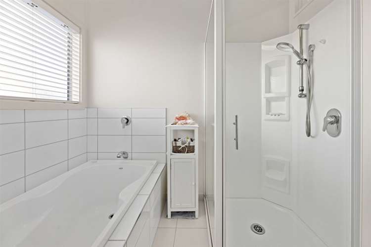 3/71 Office Road Merivale_13