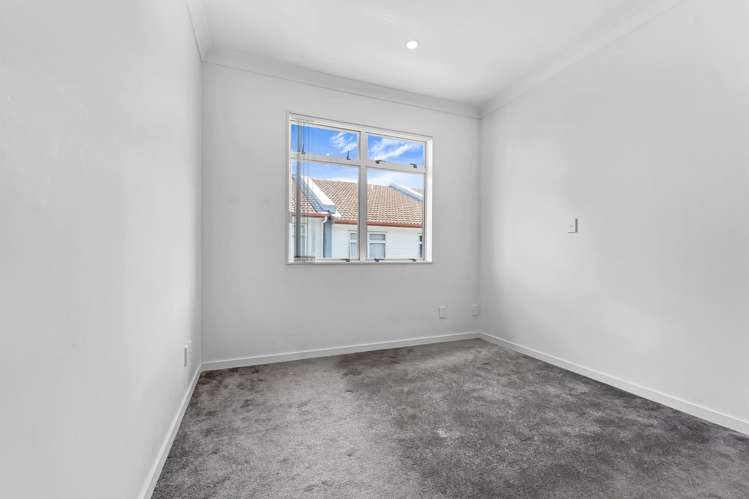 15/44 Carlos Drive Flat Bush_12