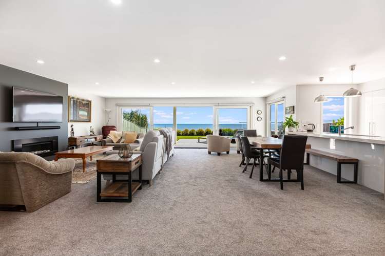 96 The Esplanade Raumati South_9