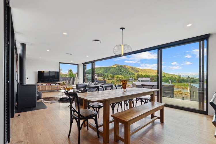 35 D'Archiac Drive Lake Tekapo_13