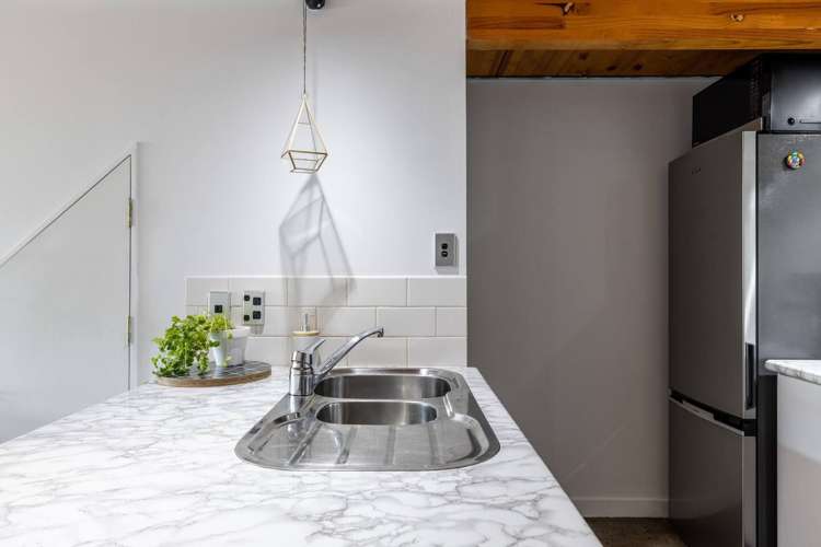 6/3 Akiraho Street Mount Eden_15