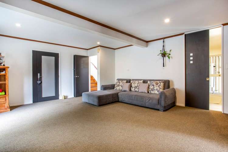 18 Dene Court Lane Greenhithe_22