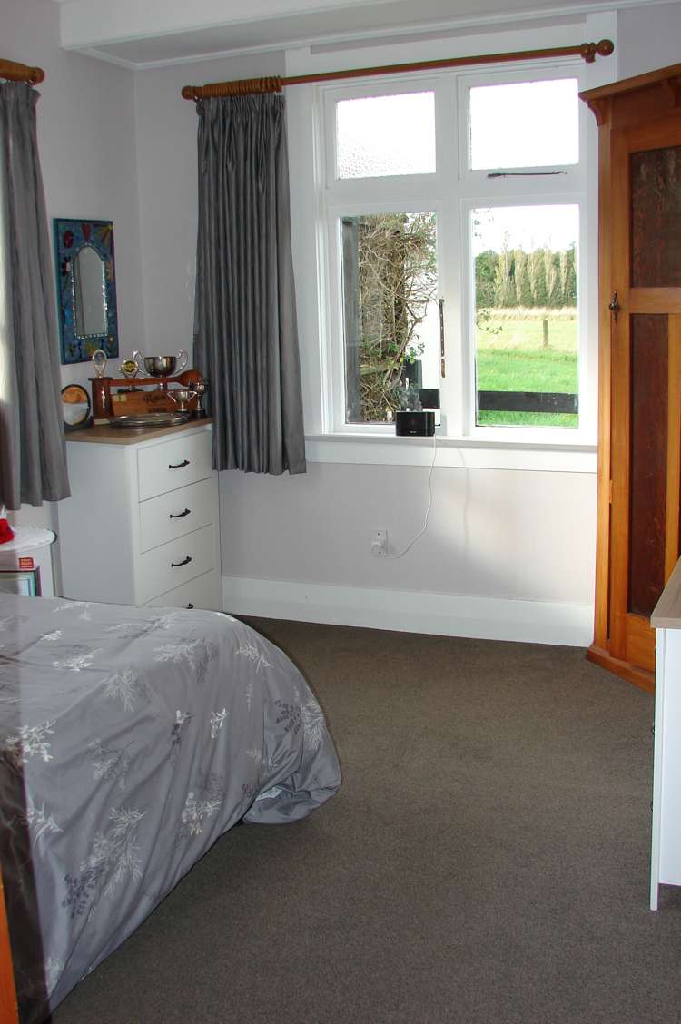 117 Centre Bush Otapiri Road Winton Surrounds_11