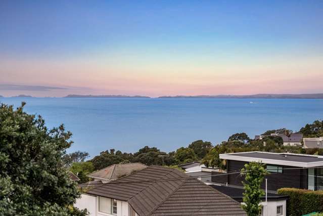 Sun, Space & Spectacular Sea Views on Every Level