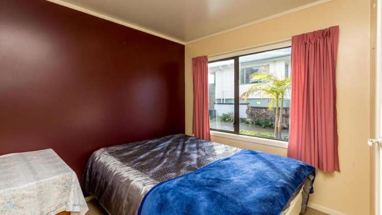 81 Oranga Street Westown_5