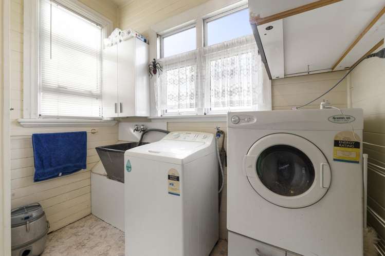 16 Whiteleigh Avenue Addington_11