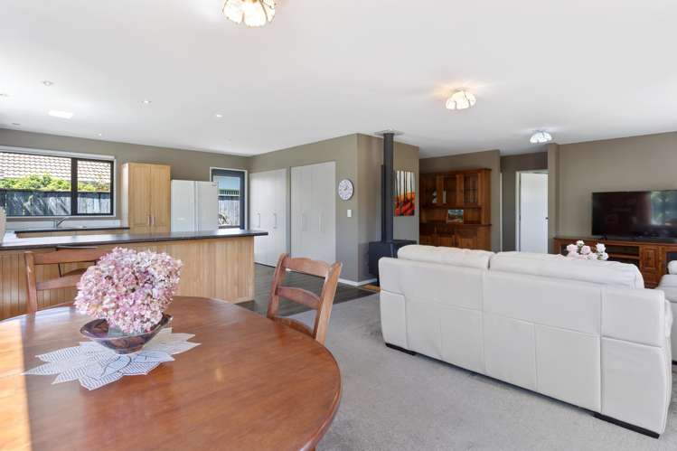 14 Bunting Place Woodend_6