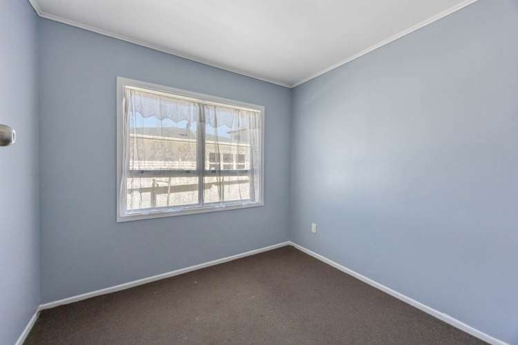 43 Wedgwood Avenue Mangere East_13